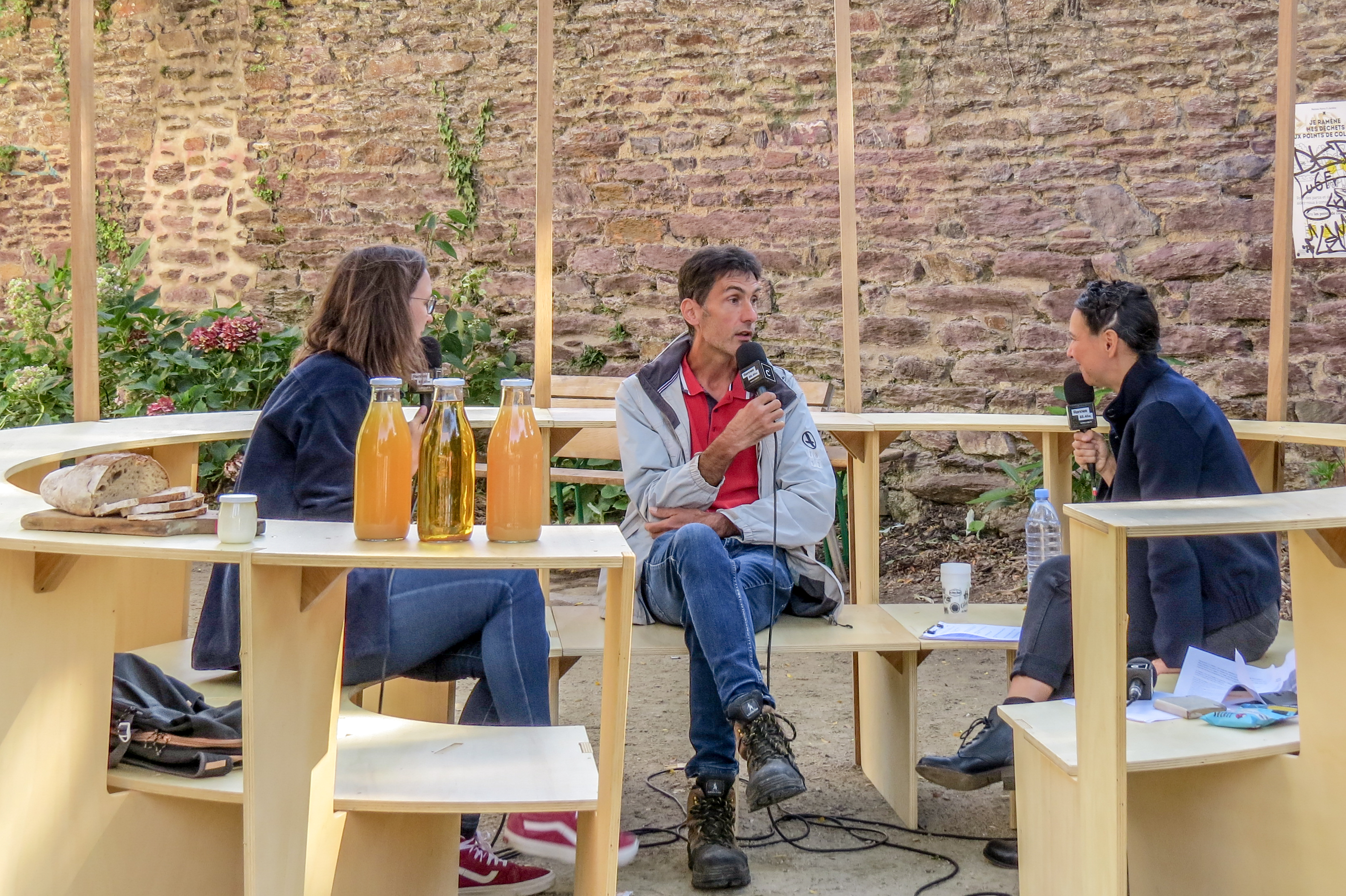 La Tablée, plateau radio, Nil Dinç et Arnaud Lebrun l'arbre à pommes © Flavie Merger